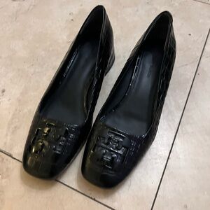 Tory BurchCroc-Embossed Women's Heels